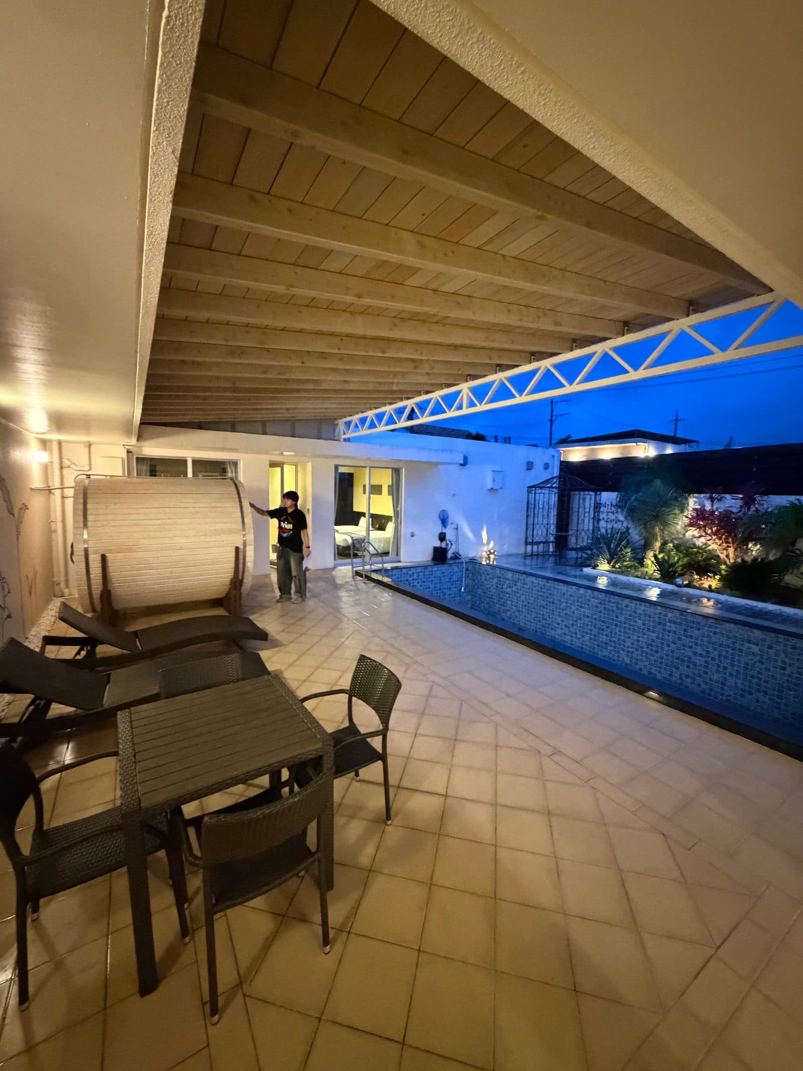 The guesthouse terrace at night
